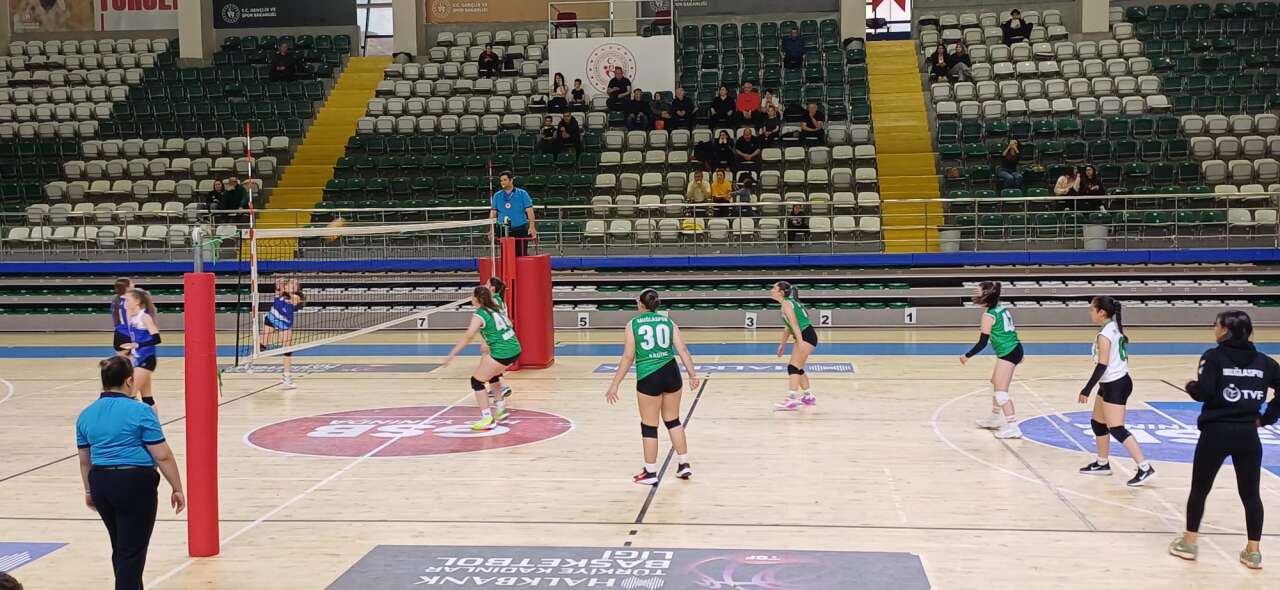 Muğlaspor Küçük Kızlar Voleybol Takımı Gelişim Ligi’ne Galibiyetle Başladı 6